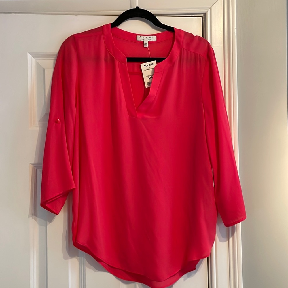 Bright pink medium pull over blouse, v-neck with tags